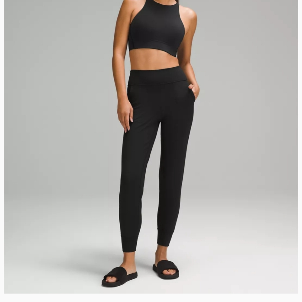 Lululemon Align jogger size 6 black